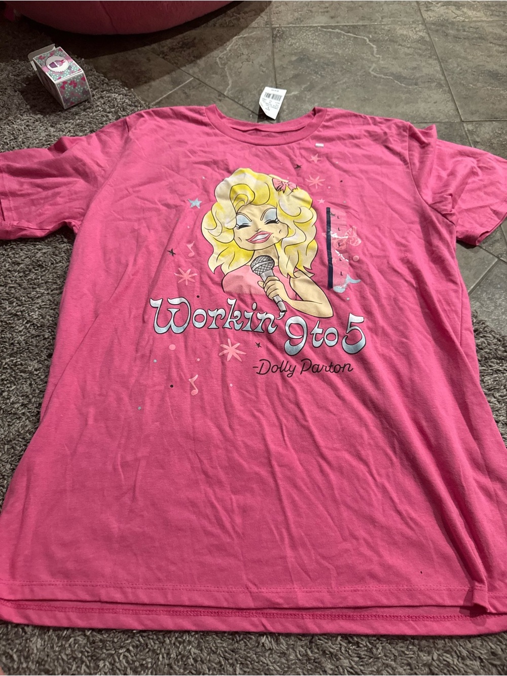 🫐Pink "Workin' 9 to 5" Dolly Parton Graphic Tee